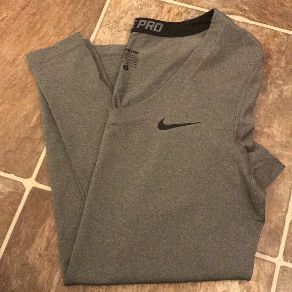 Women’s Medium Nike Pro Dri-Fit Long Sleeve